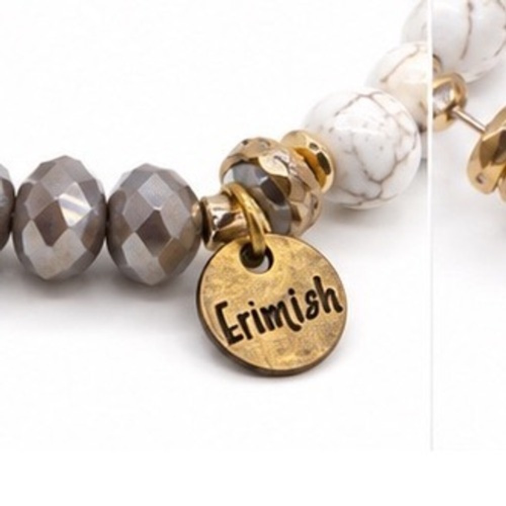 Erimish Beaded Stretch Bracelet Faceted Grey White Marble Gold Tone Logo Charm - Picture 6 of 8